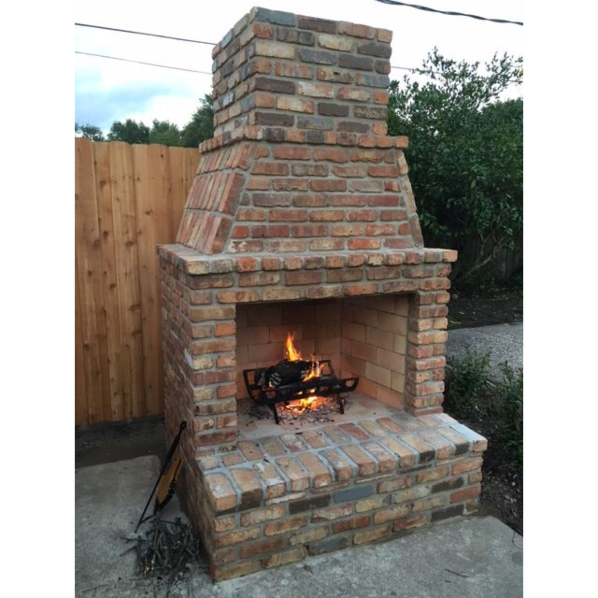 Mason-Lite 49'' Pre-Cast Masonry Lightweight Outdoor Firebox Kit