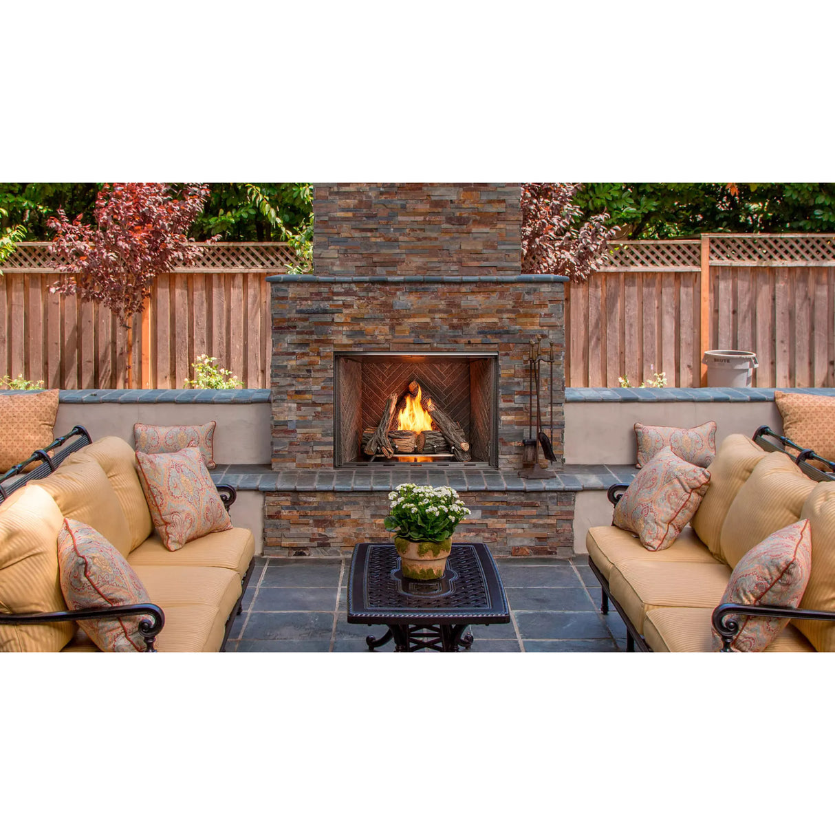 Heat & Glo Courtyard 36'' Outdoor Gas Fireplace