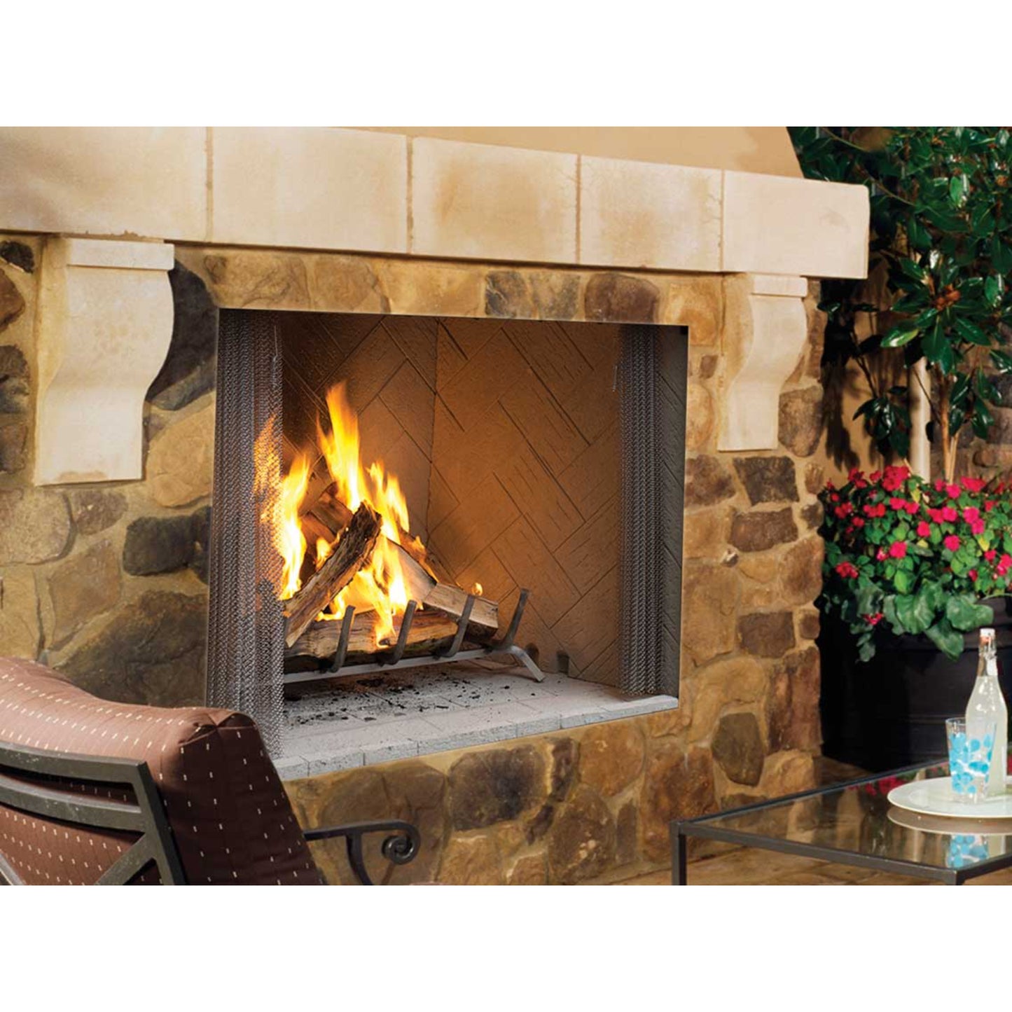 Superior WRE4550 50" Outdoor Wood-Burning Fireplace, Paneled