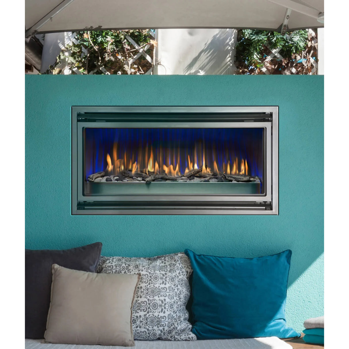 Montigo Mahana 60″ Outdoor Gas Fireplace